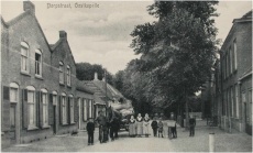 Dorpsstraat Oostkapelle, ca. 1920.JPG