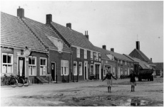 't Koffiehuis Markt 93 Westkapelle, 1952.JPG