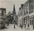 Rechts de warande van Veldzicht Stationsstraat Domburg, ca. 1915.JPG