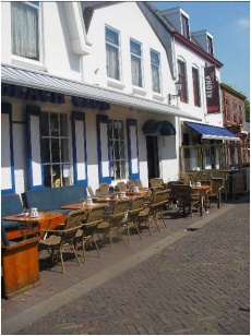 Beach Club Stationstraat 5 Domburg 2013.JPG